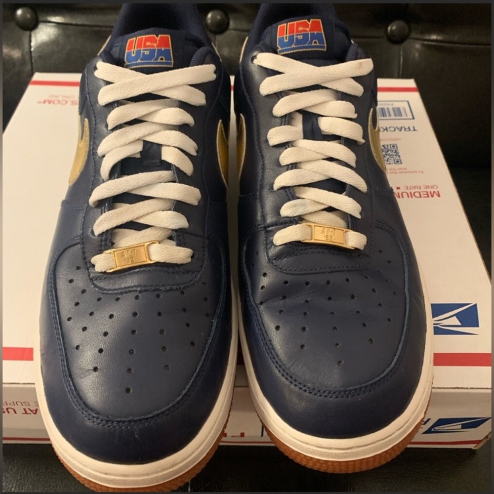 ❌❌SOLD❌❌Af1 Olympics (2012) 2012 release! Super rare size 10.5🔥🔥💙💙🇺🇸